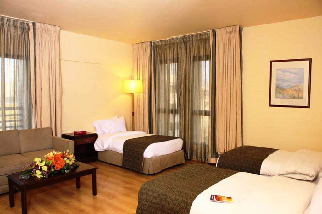 Le Commodore Hotel Bejrút Kültér fotó