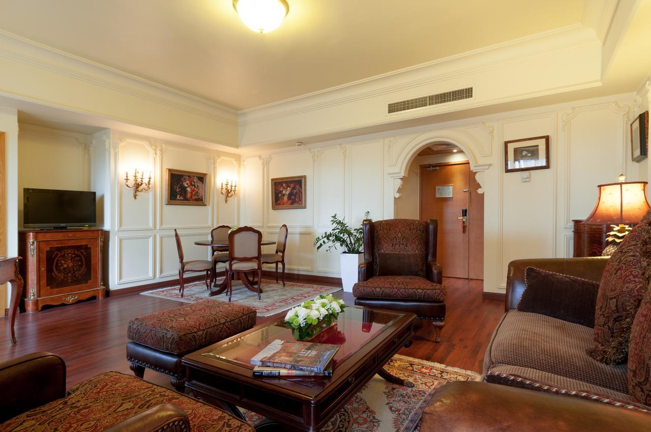 Le Commodore Hotel Bejrút Kültér fotó