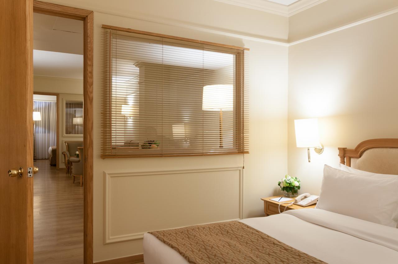 Le Commodore Hotel Bejrút Kültér fotó
