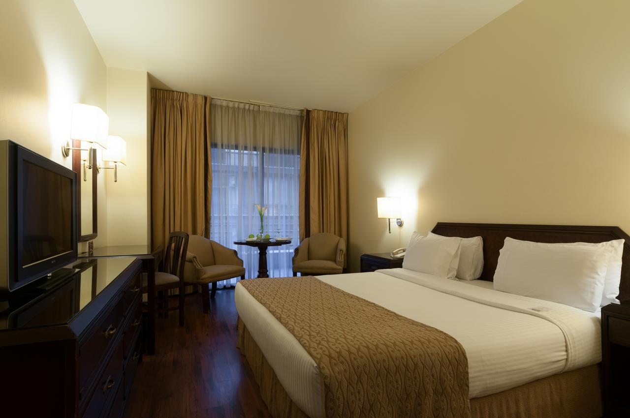 Le Commodore Hotel Bejrút Kültér fotó