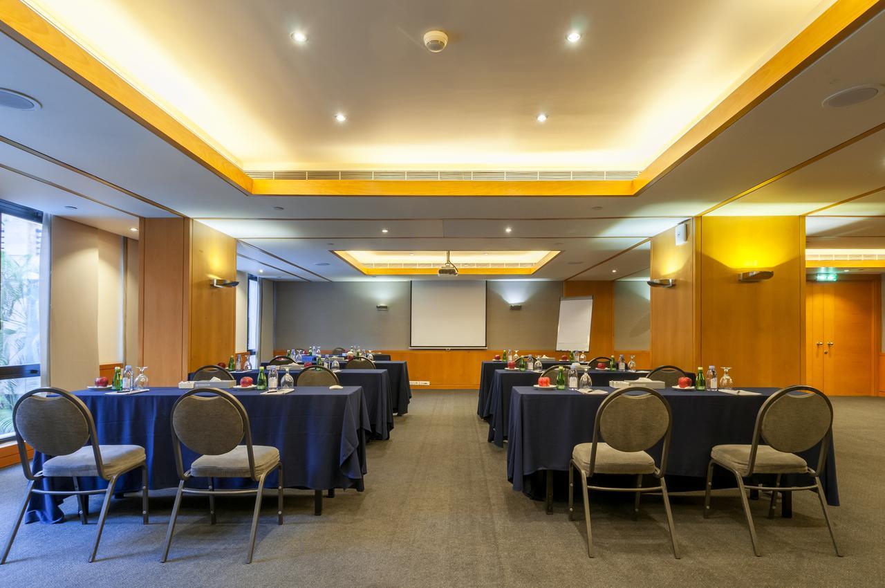 Le Commodore Hotel Bejrút Kültér fotó