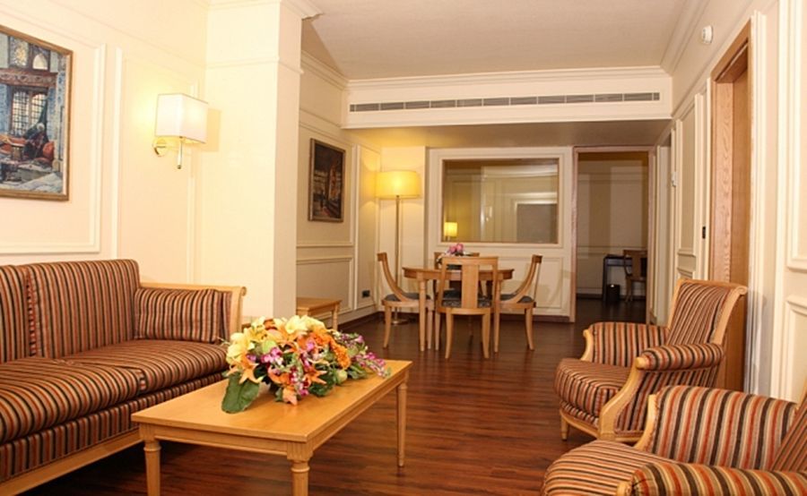 Le Commodore Hotel Bejrút Kültér fotó